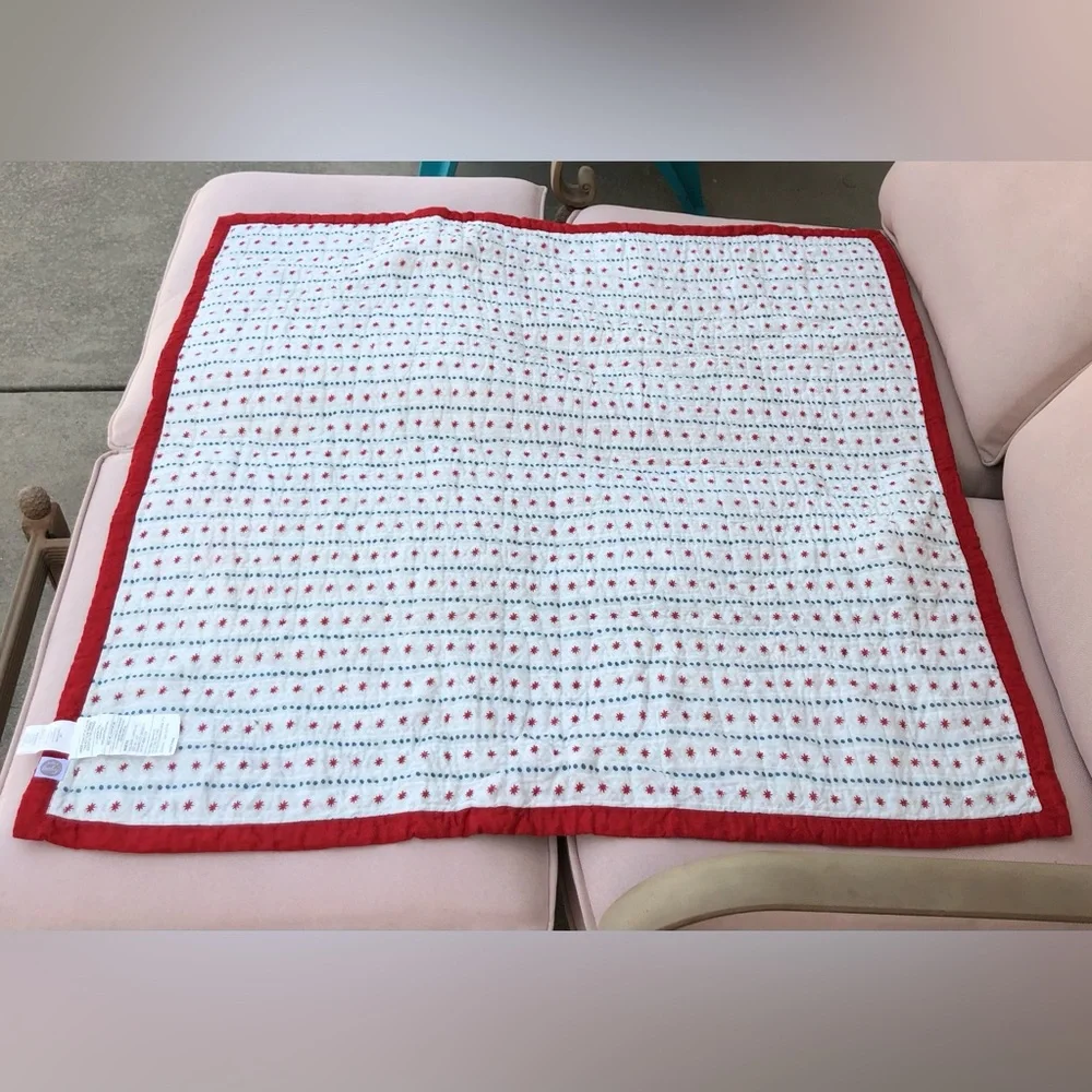 Hallmark Baby Cotton Made India Christmas Quilt Trow Decor “Even the smallest…..